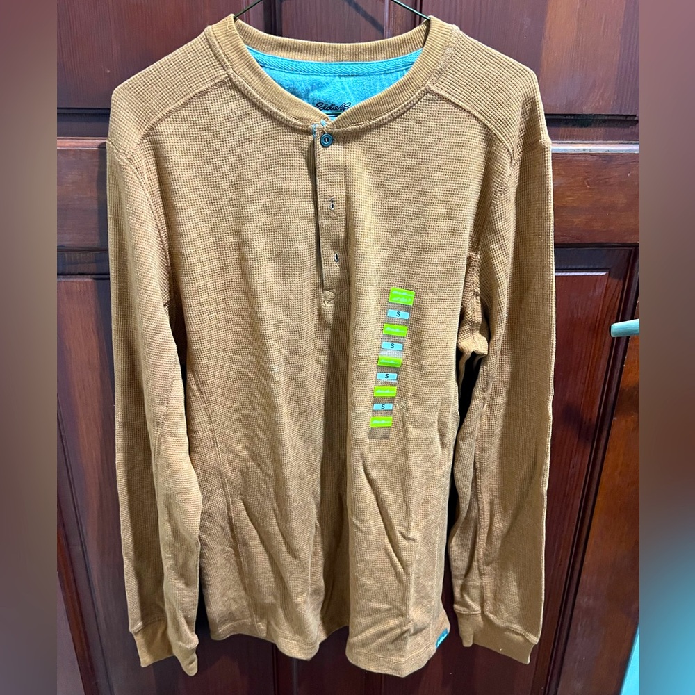 Eddie Bauer longsleeve